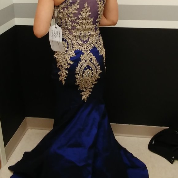 Prom Dress - Picture 4 of 4